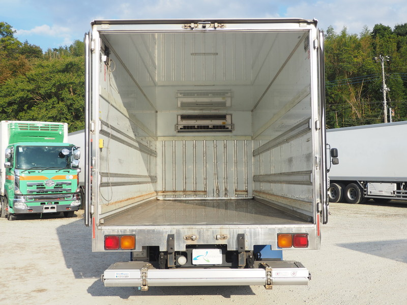 いすゞ フォワード 冷凍バン 中型 TKG-FRR90S2 年式 H25[写真15]