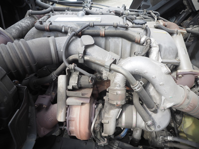 いすゞ ギガ ウイング車 大型 QKG-CYJ77A 年式 H26[写真51]