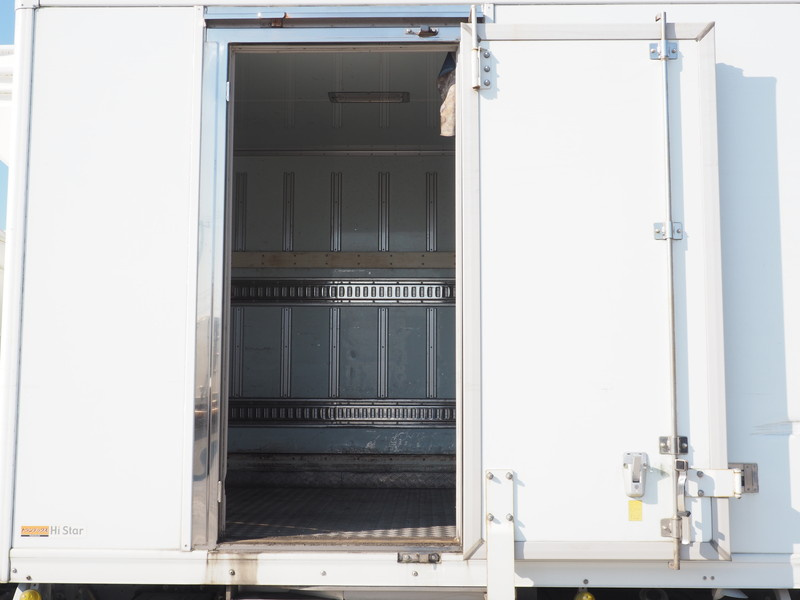 日野 レンジャー 冷凍バン 中型 TKG-FC9JKAG 年式 H25[写真12]