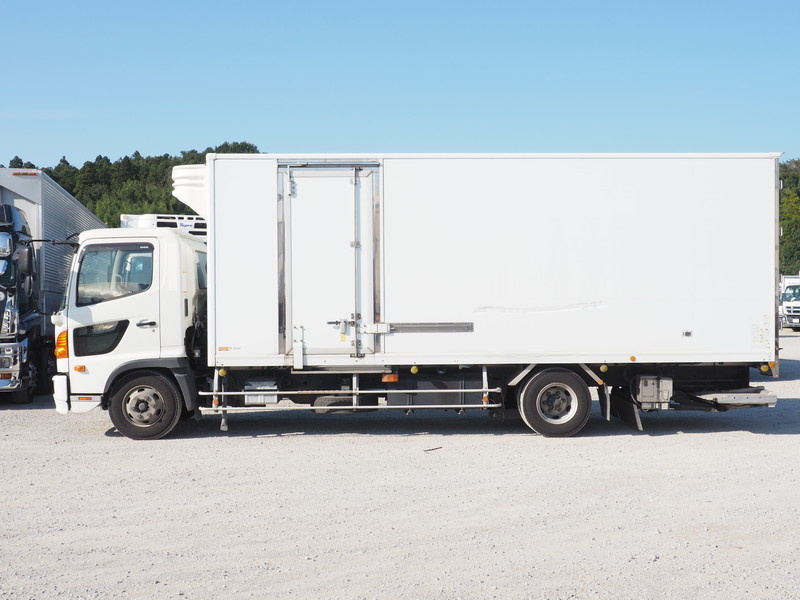 日野 レンジャー 冷凍バン 中型 TKG-FC9JKAG 年式 H25[写真09]