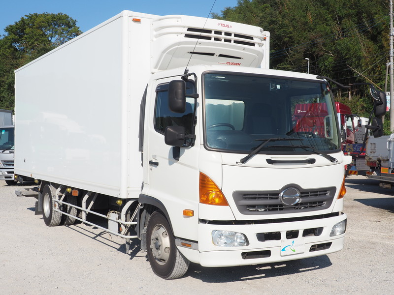 日野 レンジャー 冷凍バン 中型 TKG-FC9JKAG 年式 H25[写真04]