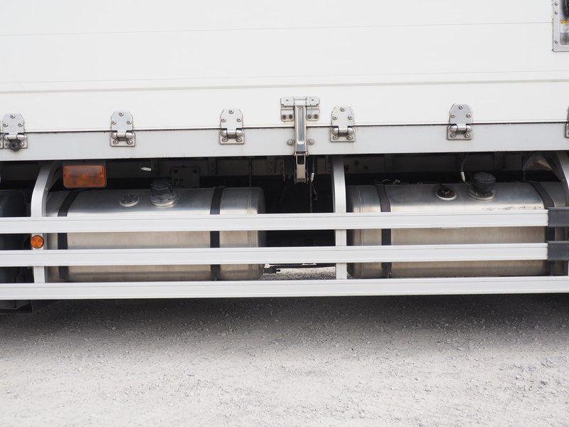 三菱ふそう スーパーグレート ウイング車 大型 QKG-FS55VZ 年式 H24[写真17]