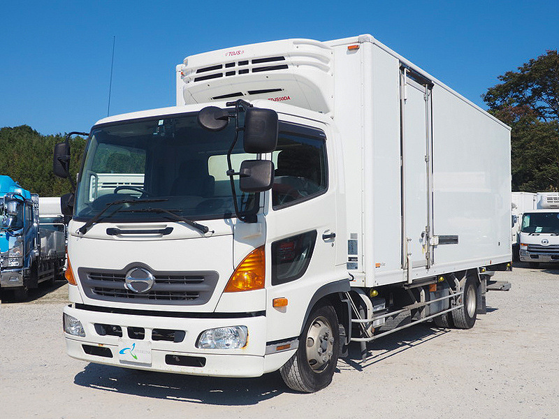 日野 レンジャー 冷凍バン 中型 TKG-FC9JKAG 年式 H26[写真01]