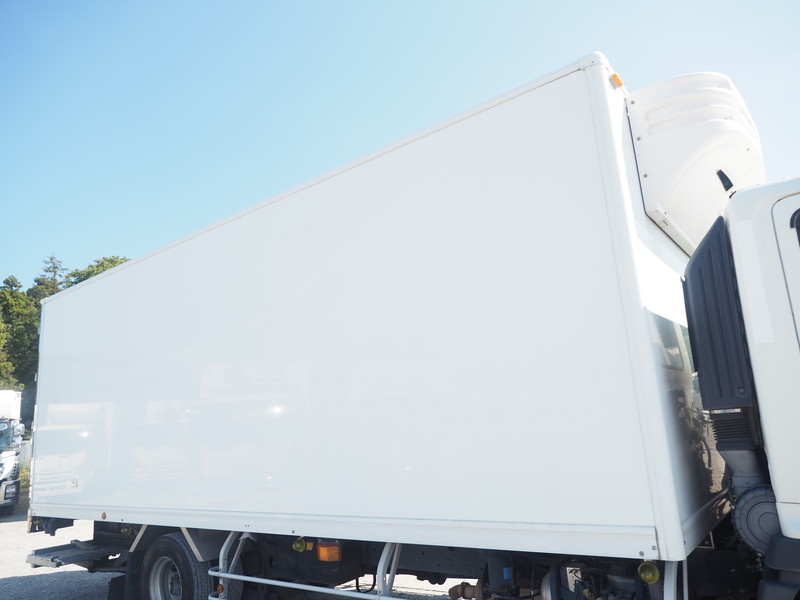 日野 レンジャー 冷凍バン 中型 TKG-FC9JKAG 年式 H26[写真09]