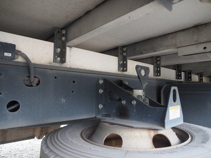 日野 レンジャー 冷凍バン 中型 TKG-FC9JKAG 年式 H25[写真34]