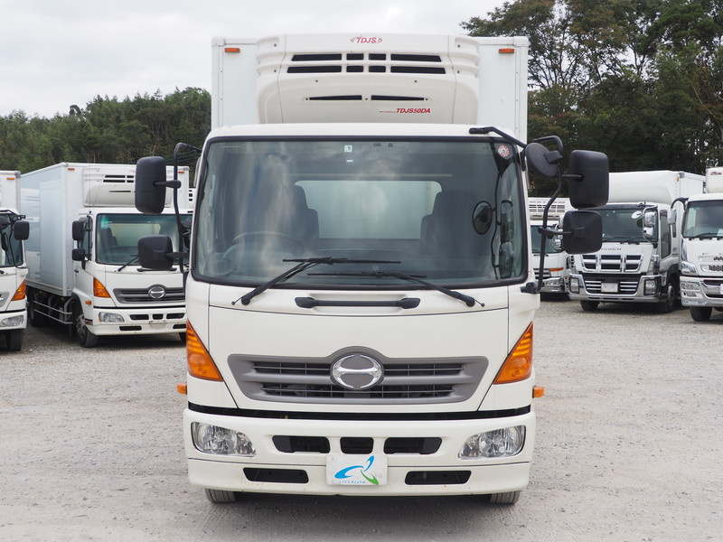 日野 レンジャー 冷凍バン 中型 TKG-FC9JKAG 年式 H25[写真03]