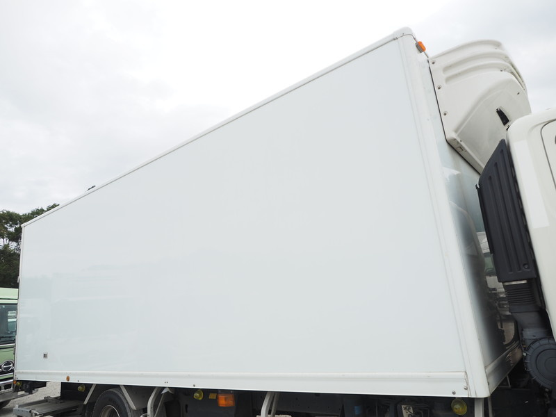 日野 レンジャー 冷凍バン 中型 TKG-FC9JKAG 年式 H25[写真10]