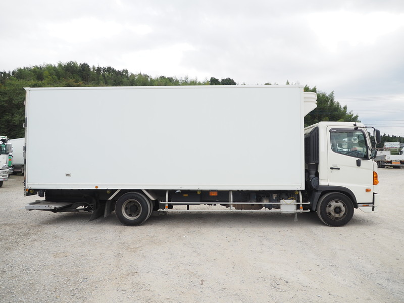 日野 レンジャー 冷凍バン 中型 TKG-FC9JKAG 年式 H25[写真09]