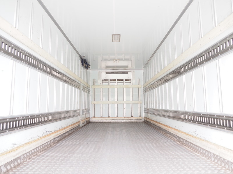 日野 レンジャー 冷凍バン 中型 TKG-FC9JKAG 年式 H25[写真16]