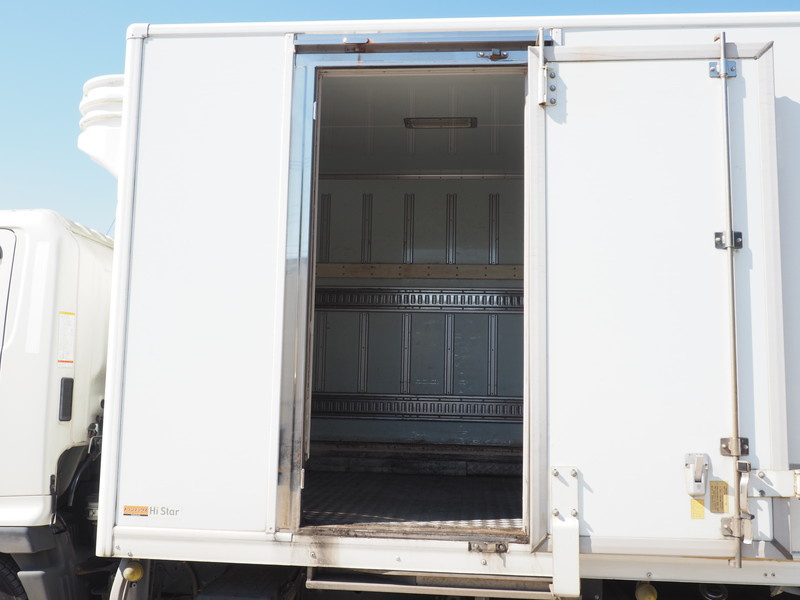 日野 レンジャー 冷凍バン 中型 TKG-FC9JKAG 年式 H25[写真13]