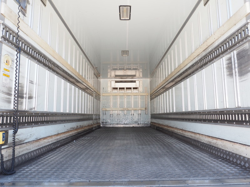 日野 レンジャー 冷凍バン 中型 TKG-FC9JKAG 年式 H25[写真15]