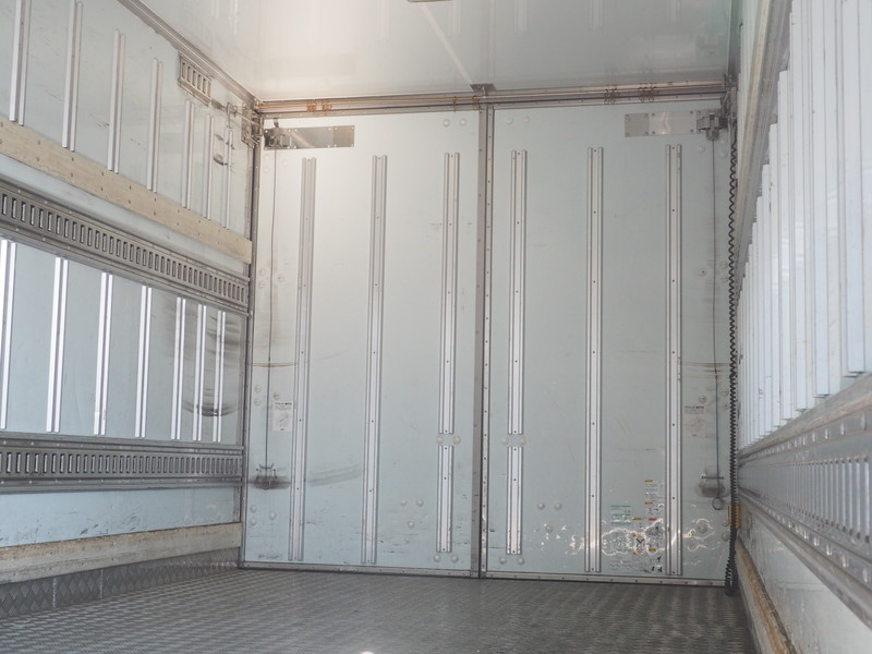 日野 レンジャー 冷凍バン 中型 TKG-FC9JKAG 年式 H26[写真17]