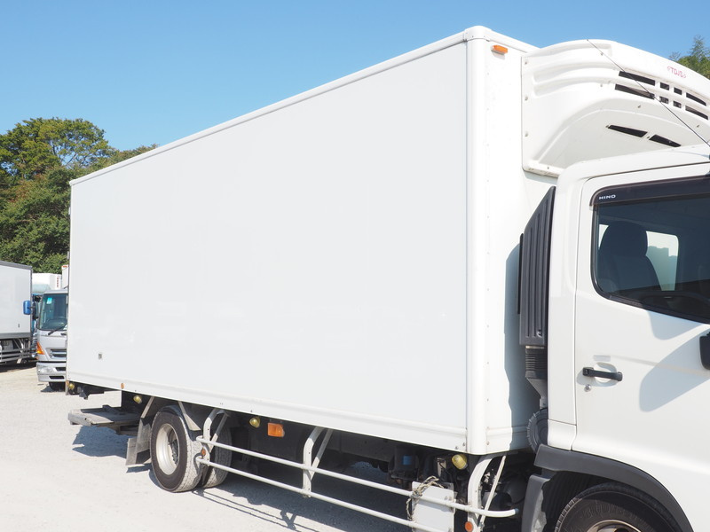 日野 レンジャー 冷凍バン 中型 TKG-FC9JKAG 年式 H26[写真09]