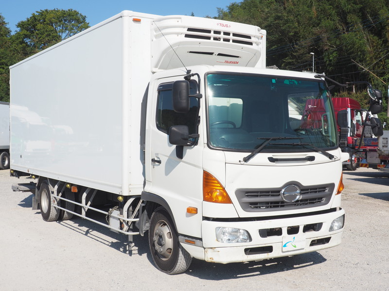 日野 レンジャー 冷凍バン 中型 TKG-FC9JKAG 年式 H26[写真04]