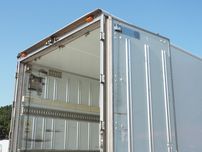 日野 レンジャー 冷凍バン 中型 TKG-FC9JKAG 年式 H26[写真31]