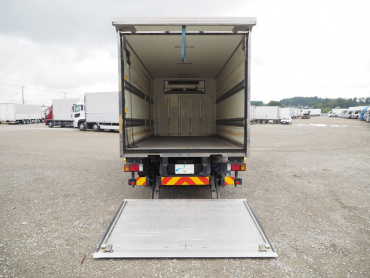 いすゞ エルフ 冷凍バン 小型 TKG-NPR85AN 年式 H26 [写真07]