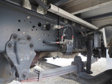 いすゞ ギガ ウイング車 大型 QKG-CYJ77A 年式 H27 [写真43]