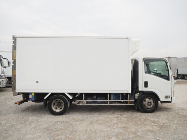 いすゞ エルフ 冷凍バン 小型 BDG-NPR85AN 年式 H21 [写真09]