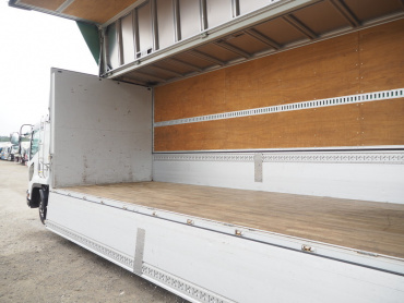 いすゞ フォワード ウイング車 中型 PKG-FRR90T2 年式 H22 [写真18]