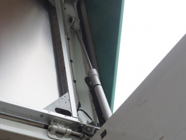 いすゞ フォワード ウイング車 中型 PKG-FRR90T2 年式 H22 [写真11]