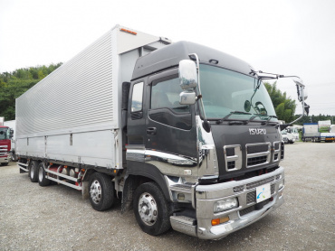 いすゞ ギガ ウイング車 大型 PDG-CYJ77W8 年式 H22 [写真03]