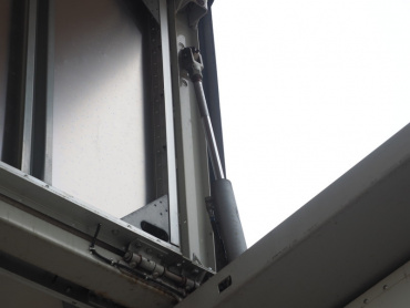 いすゞ ギガ ウイング車 大型 PDG-CYJ77W8 年式 H22 [写真17]