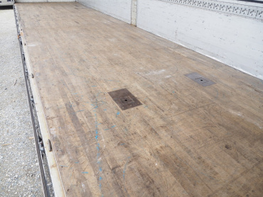 いすゞ ギガ ウイング車 大型 PDG-CYJ77W8 年式 H22 [写真21]