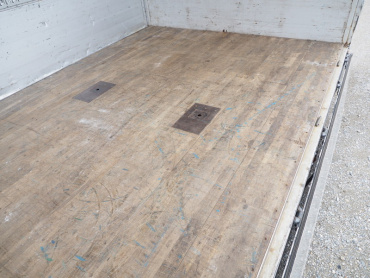 いすゞ ギガ ウイング車 大型 PDG-CYJ77W8 年式 H22 [写真24]