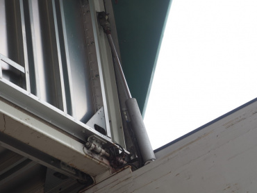 いすゞ ギガ ウイング車 大型 PDG-CYJ77W8 年式 H22 [写真11]