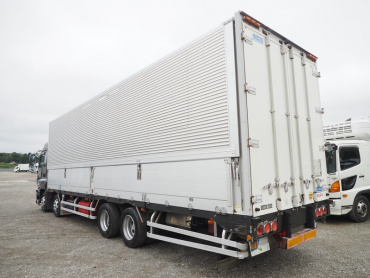 いすゞ ギガ ウイング車 大型 PDG-CYJ77W8 年式 H22 [写真06]