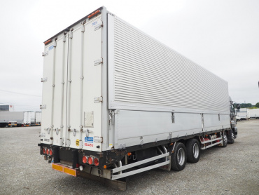 いすゞ ギガ ウイング車 大型 PDG-CYJ77W8 年式 H22 [写真04]