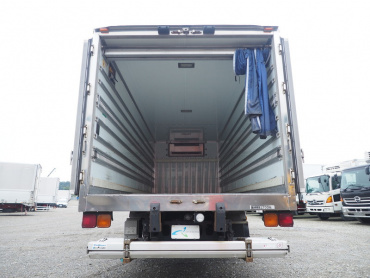 いすゞ フォワード 冷凍バン 中型 TKG-FRR90T2 年式 H25 [写真13]