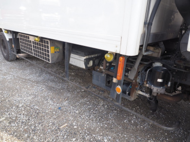 いすゞ フォワード 冷凍バン 中型 PDG-FRR34T2 年式 H20 [写真07]