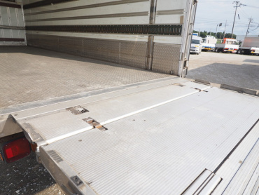 いすゞ フォワード 冷凍バン 中型 PDG-FRR34T2 年式 H20 [写真17]