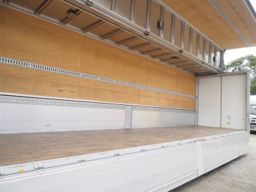 いすゞ ギガ ウイング車 大型 QKG-CYJ77A 年式 H25 [写真19]