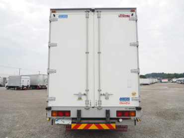 いすゞ ギガ ウイング車 大型 QKG-CYJ77A 年式 H25 [写真06]