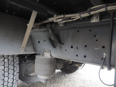 いすゞ ギガ ウイング車 大型 QKG-CYJ77A 年式 H25 [写真42]