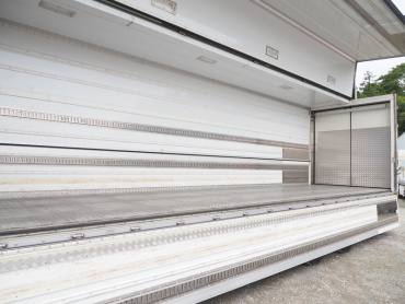 三菱ふそう スーパーグレート 冷凍ウイング 大型 QKG-FS54VZ 年式 H26 [写真23]