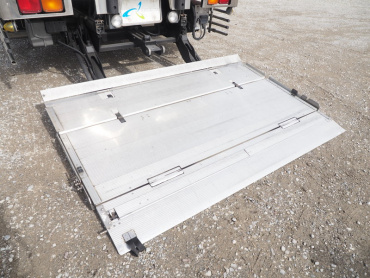 三菱ふそう スーパーグレート 冷凍ウイング 大型 QKG-FS54VZ 年式 H26 [写真32]