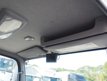 いすゞ エルフ バン車 小型 TRG-NPR85AN 年式 H29 [写真27]