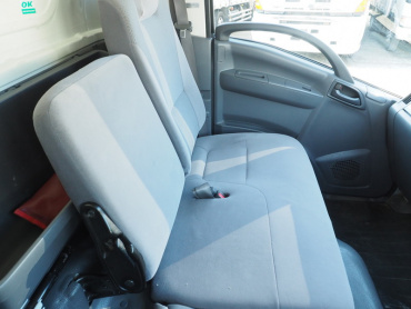 いすゞ エルフ バン車 小型 TRG-NPR85AN 年式 H29 [写真28]