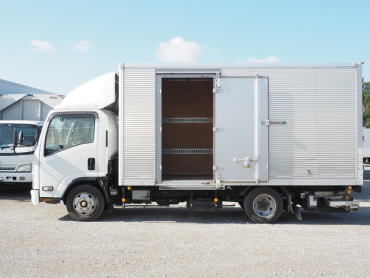 いすゞ エルフ バン車 小型 TRG-NPR85AN 年式 H29 [写真11]