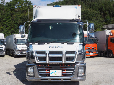 いすゞ ギガ ウイング車 大型 QKG-CYJ77A 年式 H26 [写真03]