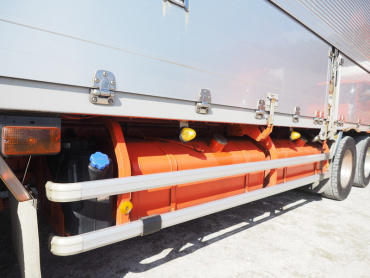 いすゞ ギガ ウイング車 大型 QKG-CYJ77A 年式 H26 [写真17]