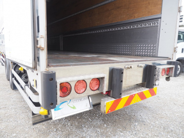 いすゞ ギガ ウイング車 大型 QKG-CYJ77A 年式 H26 [写真30]