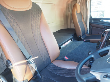 日野 グランドプロフィア ウイング車 大型 2PG-FW1AHG 年式 R1 [写真30]