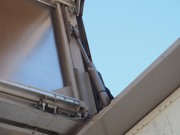 いすゞ ギガ ウイング車 大型 LKG-CYJ77A 年式 H23 [写真17]