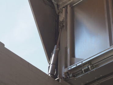 いすゞ ギガ ウイング車 大型 LKG-CYJ77A 年式 H23 [写真16]