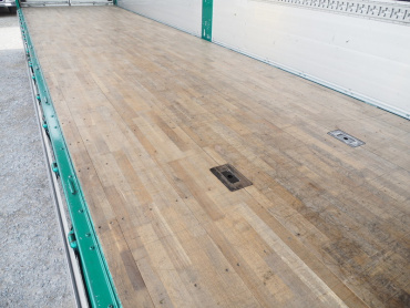 いすゞ ギガ ウイング車 大型 QKG-CYJ77B 年式 H28 [写真14]