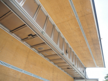 いすゞ ギガ ウイング車 大型 QKG-CYJ77A 年式 H26 [写真20]